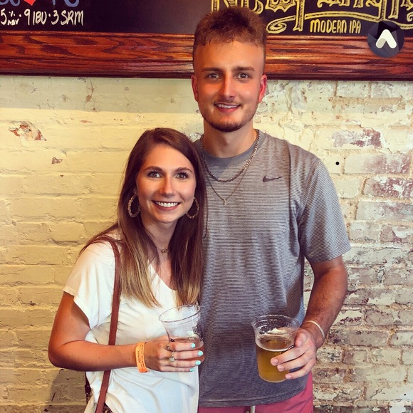 Meet your Posher, Sydne - Picture 1 of 1